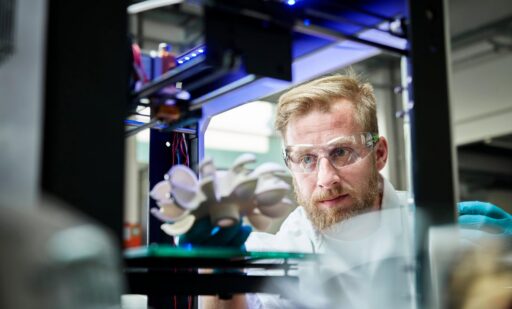 Additive manufacturing component